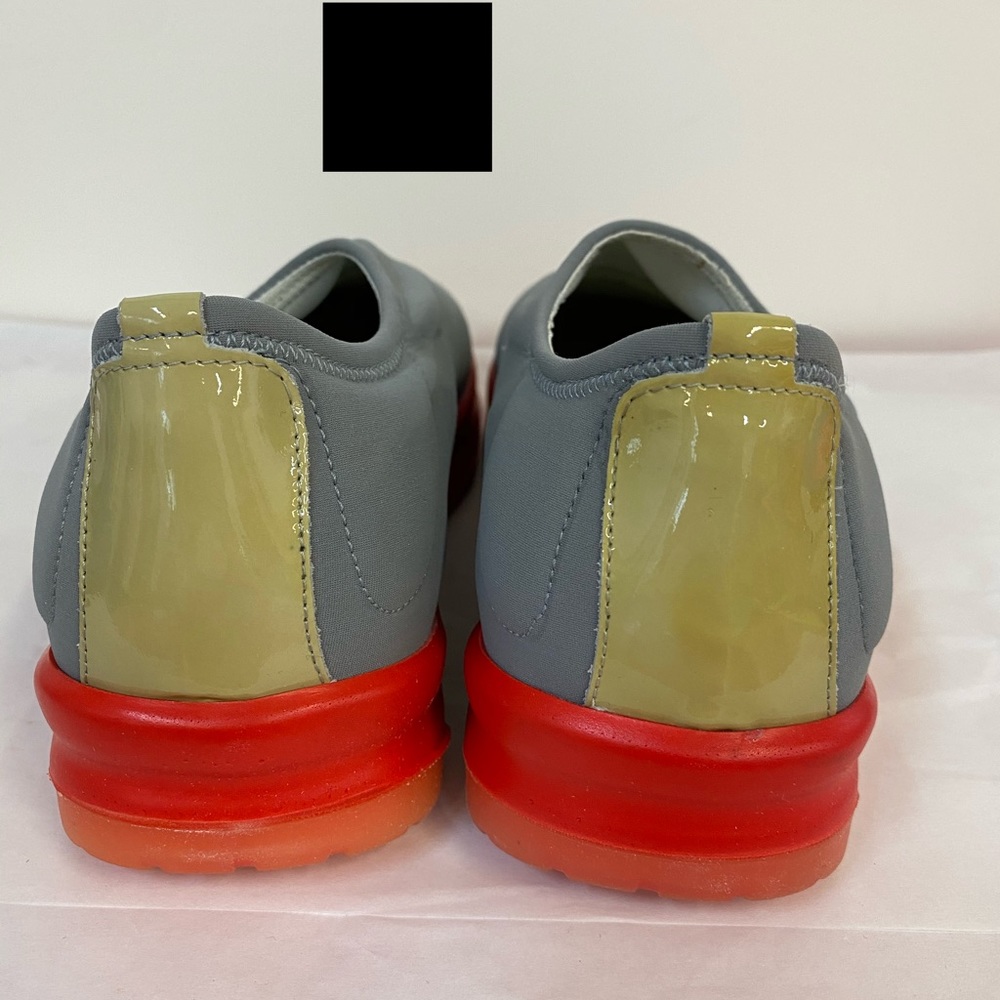 Vic Matie Vlassic Gray and Red Sole Sneaker. - Picture 4 of 10